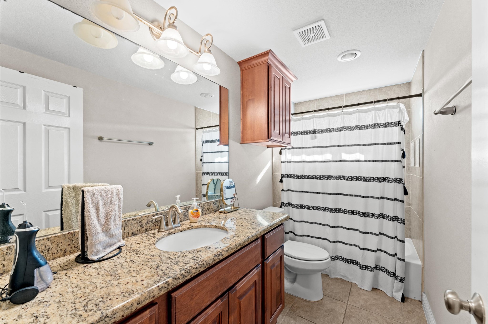 5915 Turtle Beach Lane , Houston, TX, 77036 | 75701147 | Realty Texas LLC