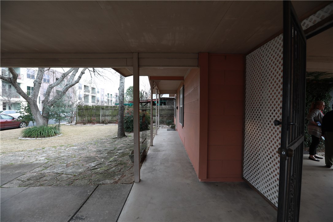 3801 S 1st Street , Austin, TX, 78704 | 4939693 | Realty Texas LLC