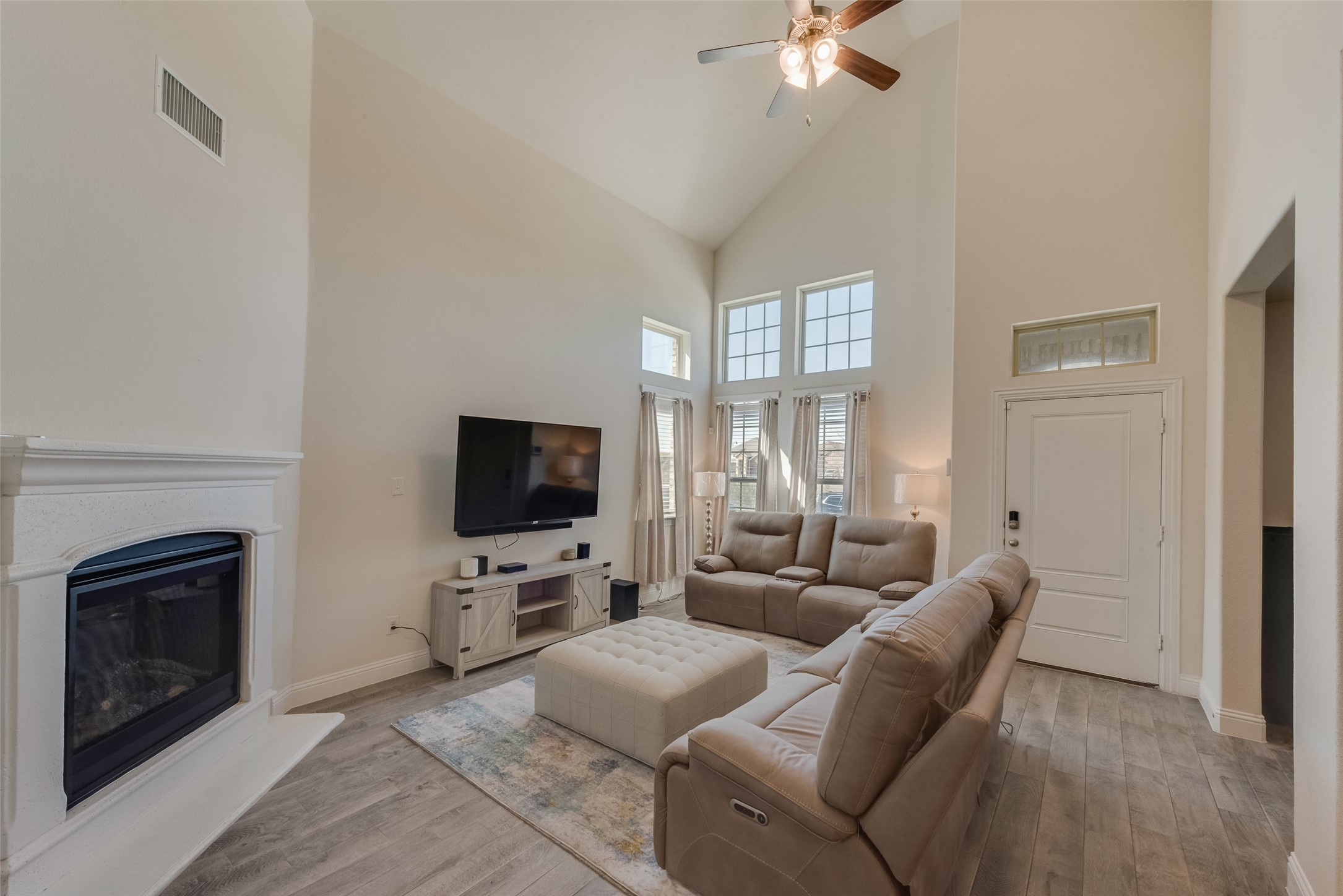7424 Cottonwood Hollow Trail , Little Elm, TX, 76227 | 20879604 | Realty Texas LLC