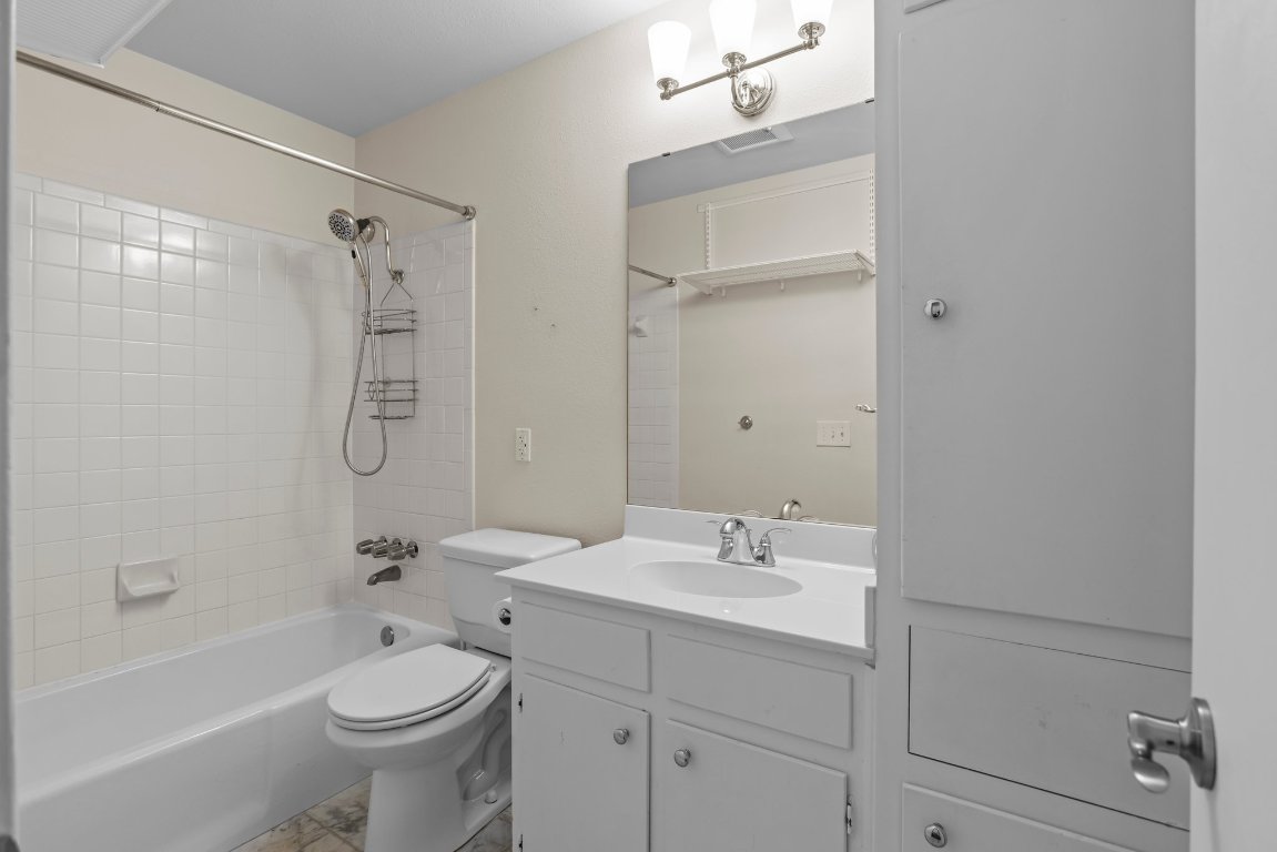 8709 Westover Club Drive A , Austin, TX, 78759 | 6099149 | Realty Texas LLC
