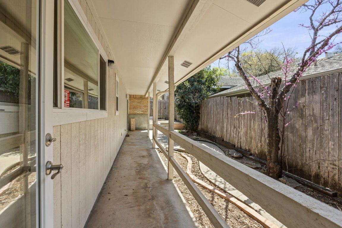 8709 Westover Club Drive A , Austin, TX, 78759 | 6099149 | Realty Texas LLC