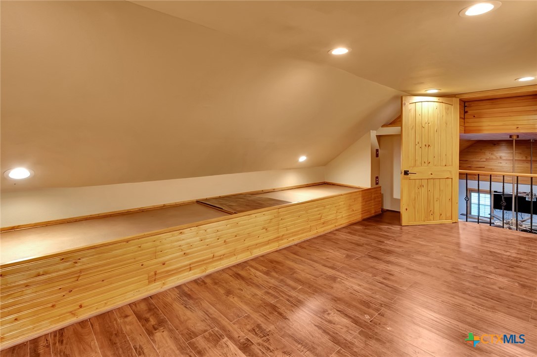 52 N Old Bloomington Road , Victoria, TX, 77905 | 574050 | Realty Texas LLC