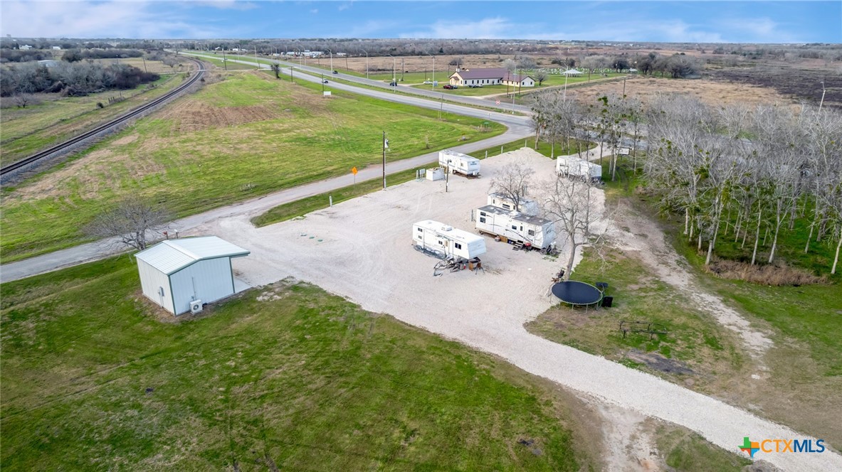 52 N Old Bloomington Road , Victoria, TX, 77905 | 574050 | Realty Texas LLC