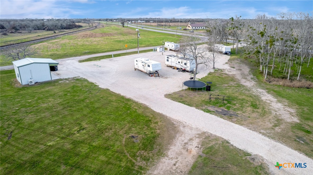 52 N Old Bloomington Road , Victoria, TX, 77905 | 574050 | Realty Texas LLC