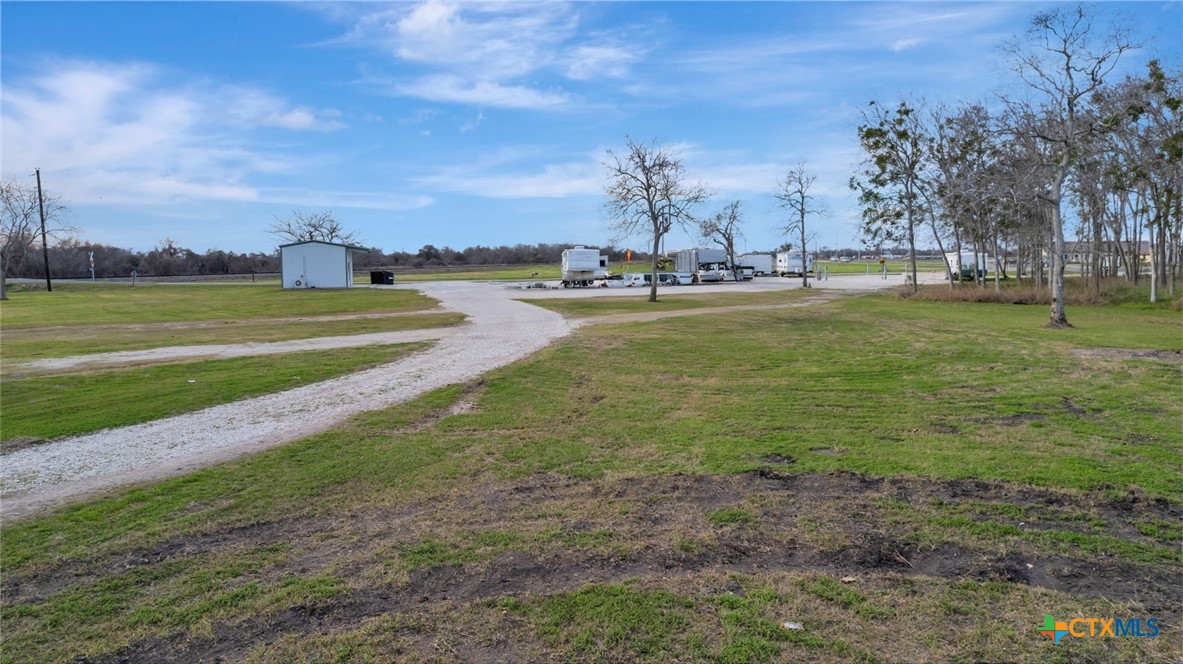 52 N Old Bloomington Road , Victoria, TX, 77905 | 574050 | Realty Texas LLC