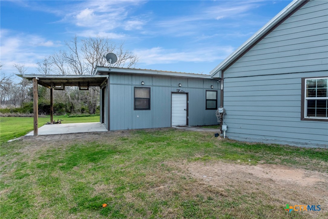 52 N Old Bloomington Road , Victoria, TX, 77905 | 574050 | Realty Texas LLC
