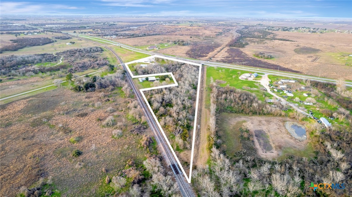 52 N Old Bloomington Road , Victoria, TX, 77905 | 574050 | Realty Texas LLC