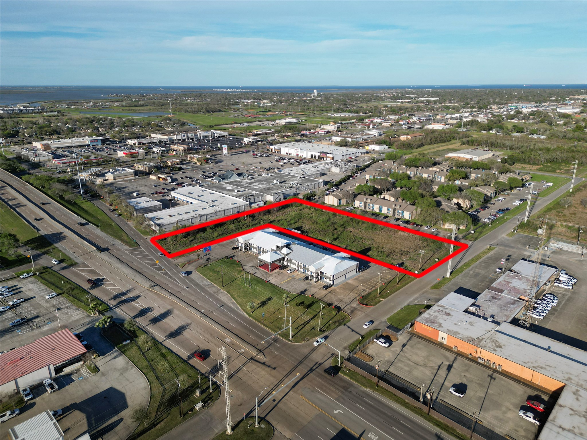 902 Highway 146 N, Texas City, TX, 77590 | 11110303 | Realty Texas LLC