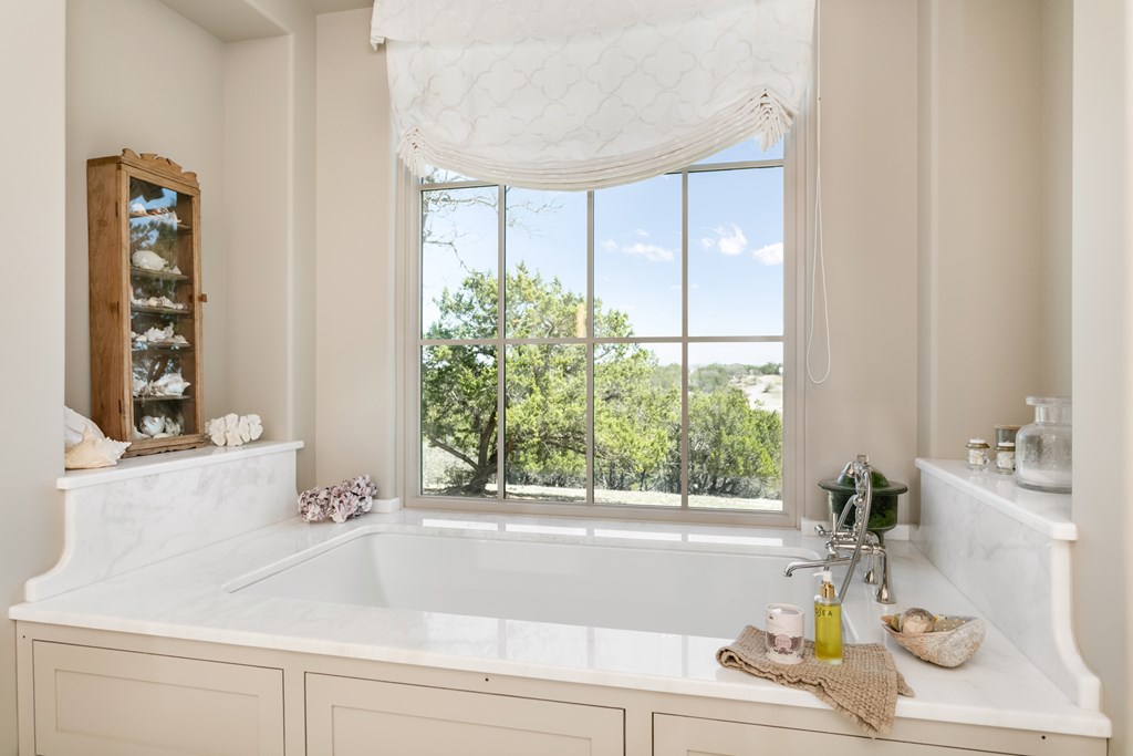 1691 Cool Water Ranch Road , Fredericksburg, TX, 78624 | 5854404 | Realty Texas LLC