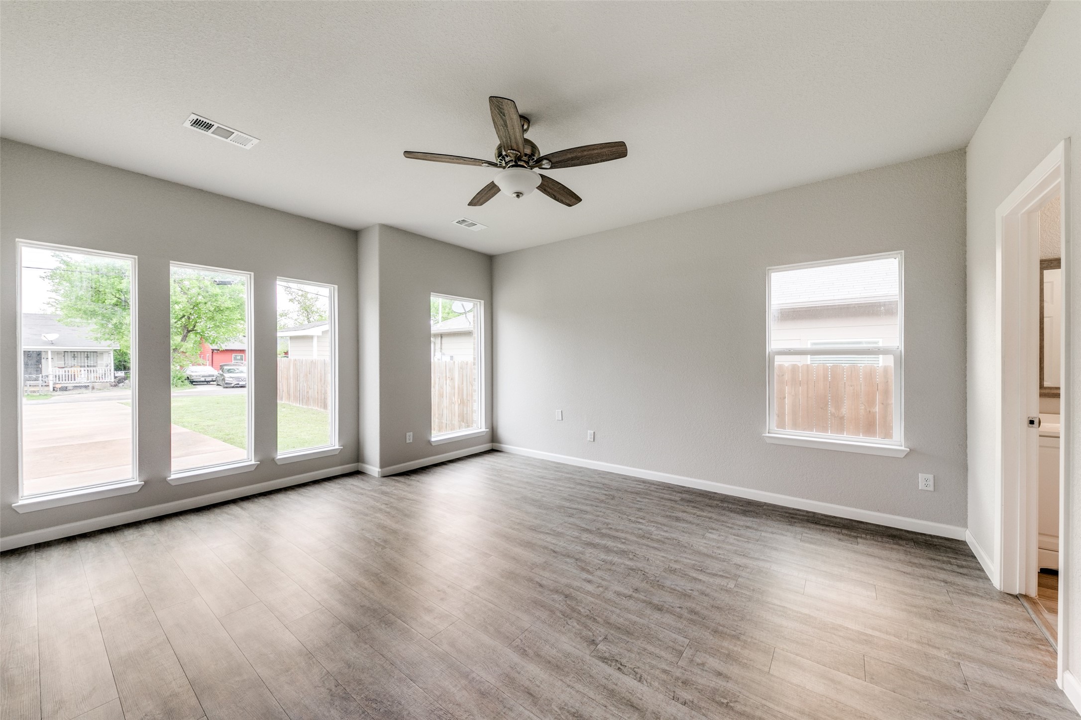 2726 Camel Court , Dallas, TX, 75241 | 20879907 | Realty Texas LLC