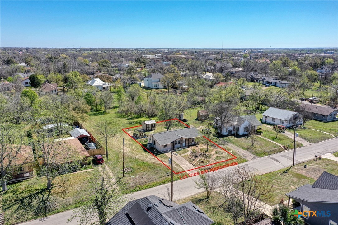 818 Kimbro Street, Taylor, TX, 76574 | 574051 | Realty Texas LLC