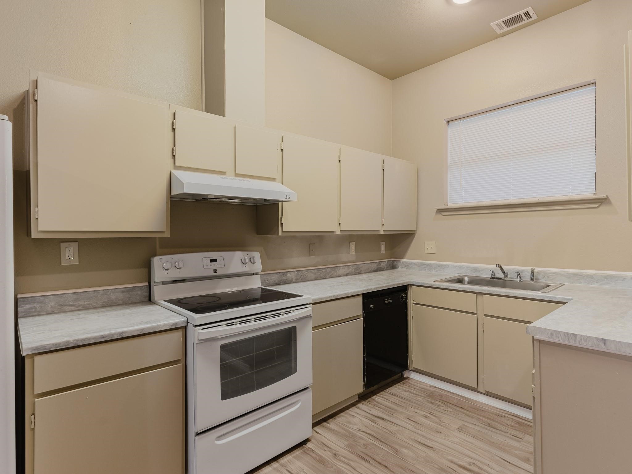 4717 Bryan Street , Dallas, TX, 75204 | 20880627 | Realty Texas LLC