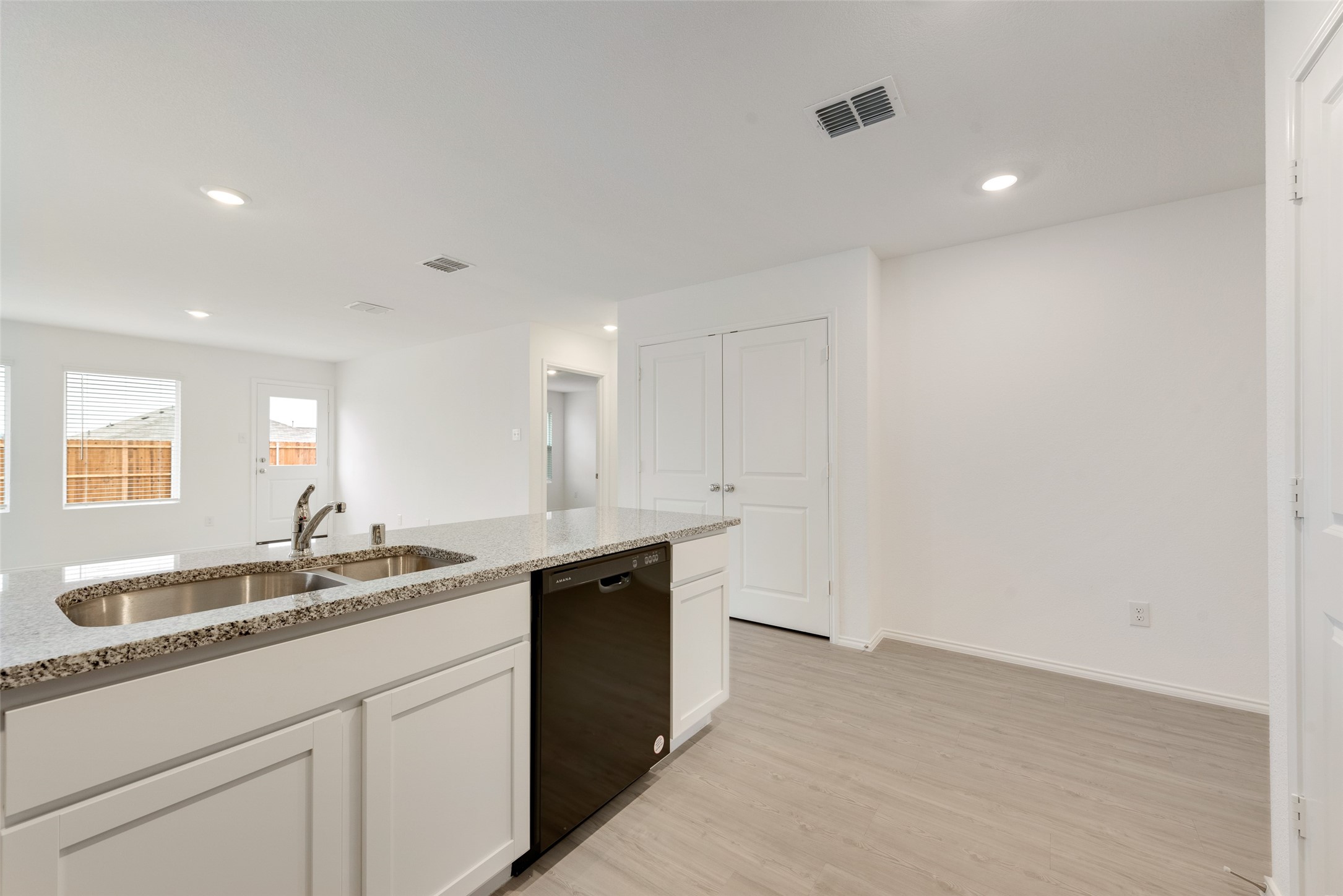 1624 Crested Way , Fort Worth, TX, 76140 | 20880756 | Realty Texas LLC