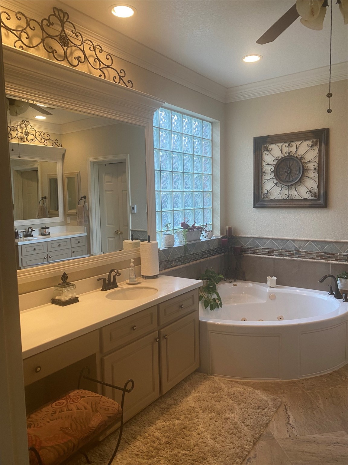 2 Lawton Circle , Sugar Land, TX, 77479 | 88818150 | Realty Texas LLC