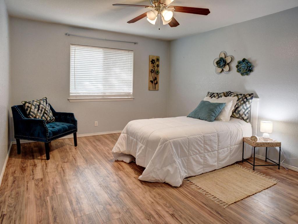 408 N Lori Circle , Bastrop, TX, 78602 | 2845408 | Realty Texas LLC