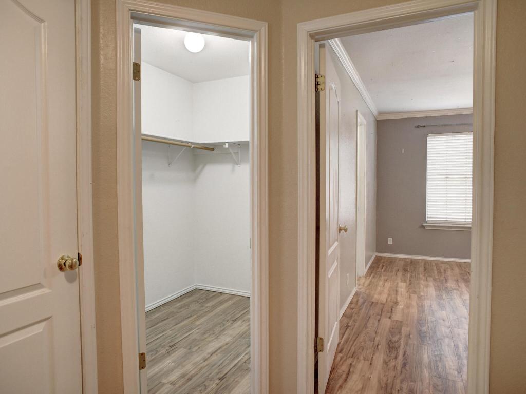 408 N Lori Circle , Bastrop, TX, 78602 | 2845408 | Realty Texas LLC