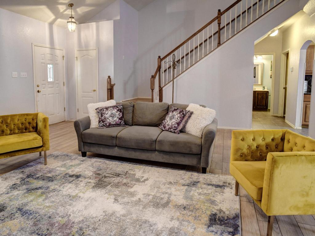 408 N Lori Circle , Bastrop, TX, 78602 | 2845408 | Realty Texas LLC