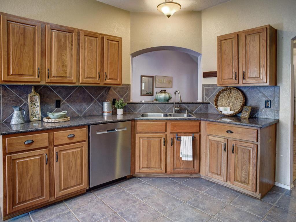 408 N Lori Circle , Bastrop, TX, 78602 | 2845408 | Realty Texas LLC