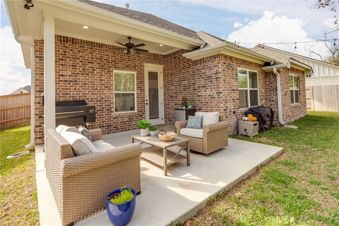1606 Briscoe Manor Court , College Station, TX, 77845 | 25003727 | Realty Texas LLC
