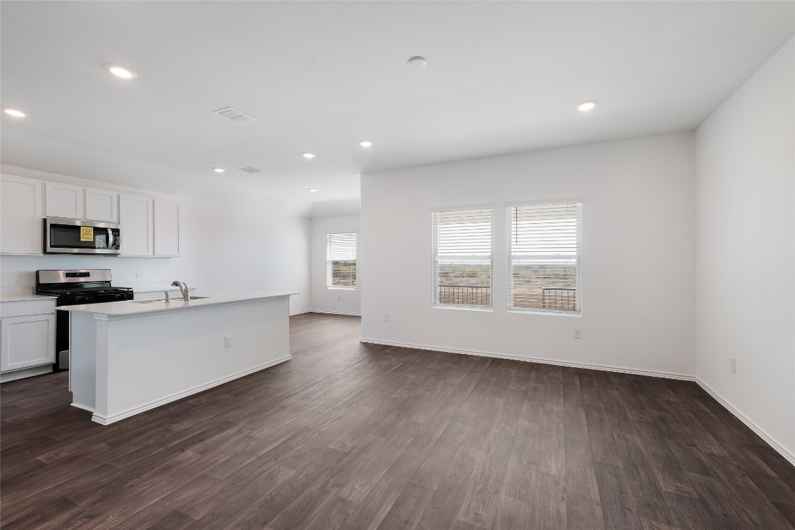 12220 Silverton Tree Bend , Mustang Ridge, TX, 78610 | 2778419 | Realty Texas LLC