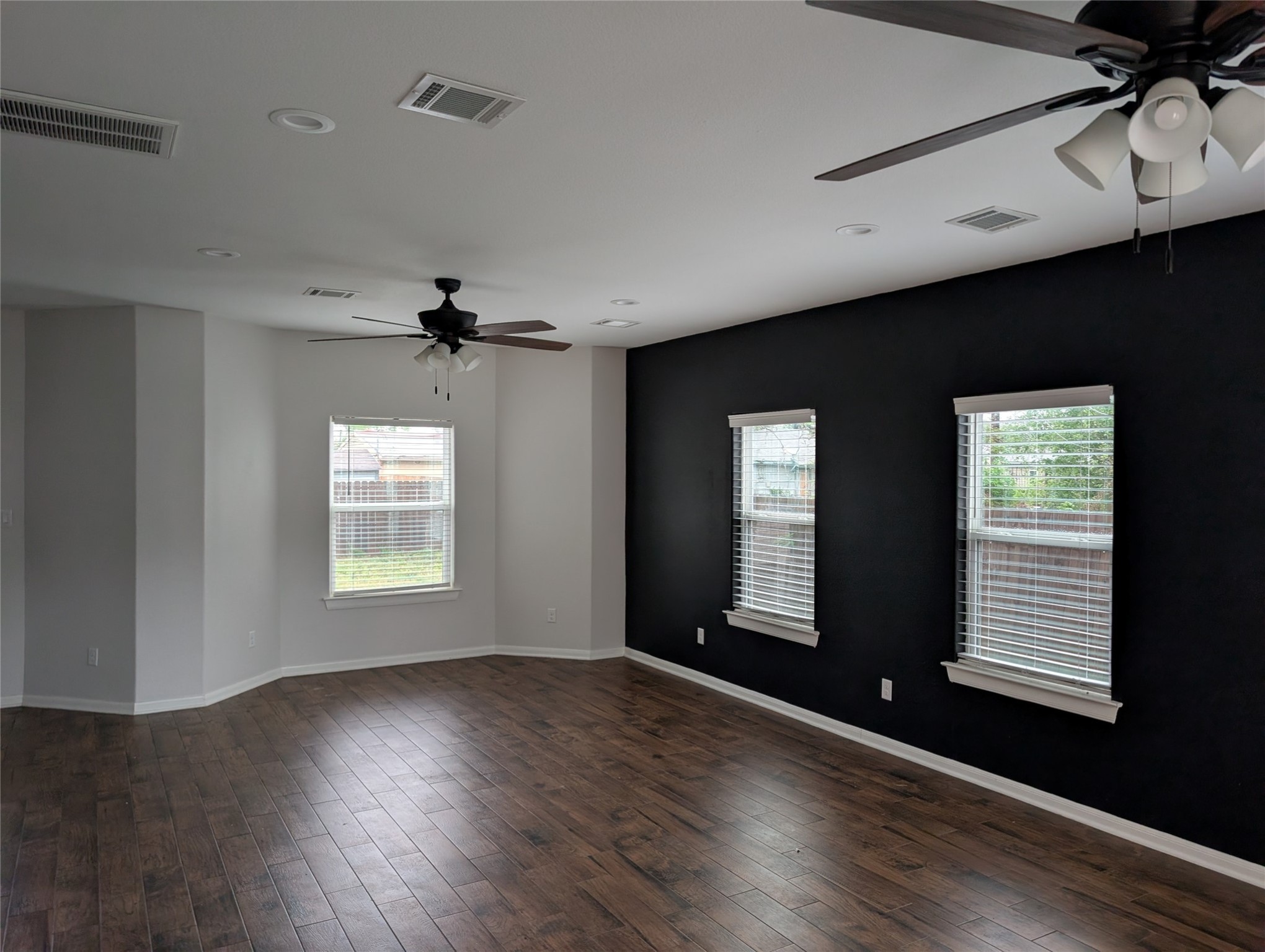 5415 Thrush , Houston, TX, 77033 | 65348120 | Realty Texas LLC