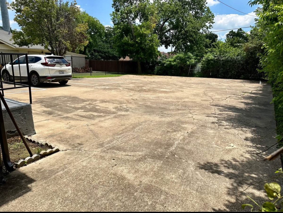 210 W Pembroke Avenue , Dallas, TX, 75208 | 20882393 | Realty Texas LLC