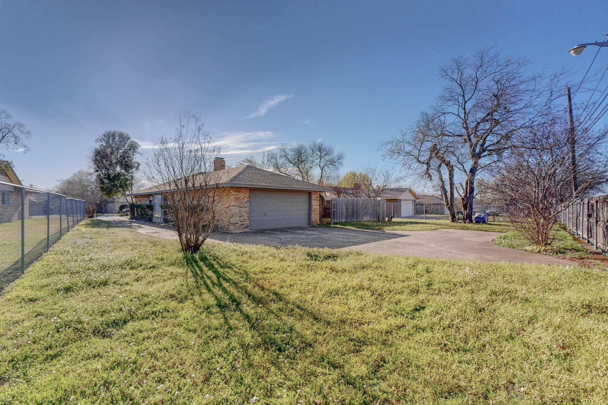 6529 Braddock Place , Dallas, TX, 75232 | 20882451 | Realty Texas LLC