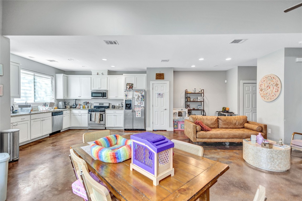 3309 Thomas Kincheon Street , Austin, TX, 78745 | 3513400 | Realty Texas LLC
