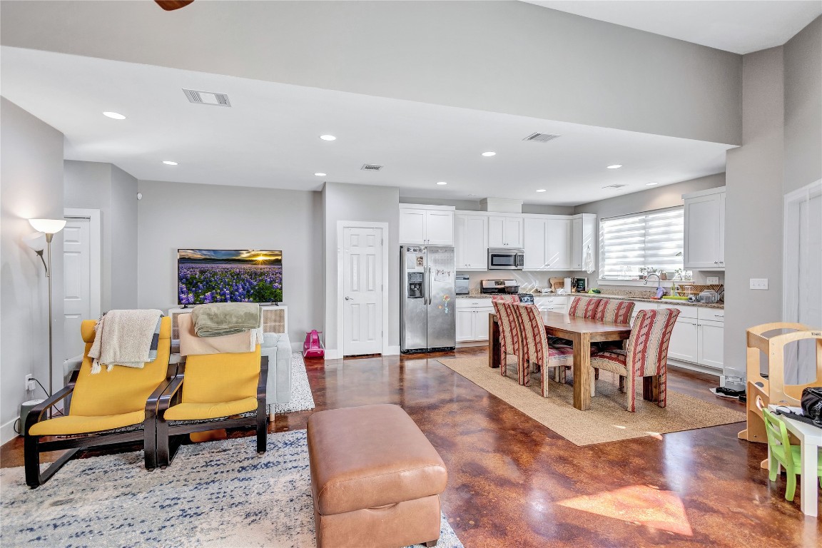 3309 Thomas Kincheon Street , Austin, TX, 78745 | 3513400 | Realty Texas LLC
