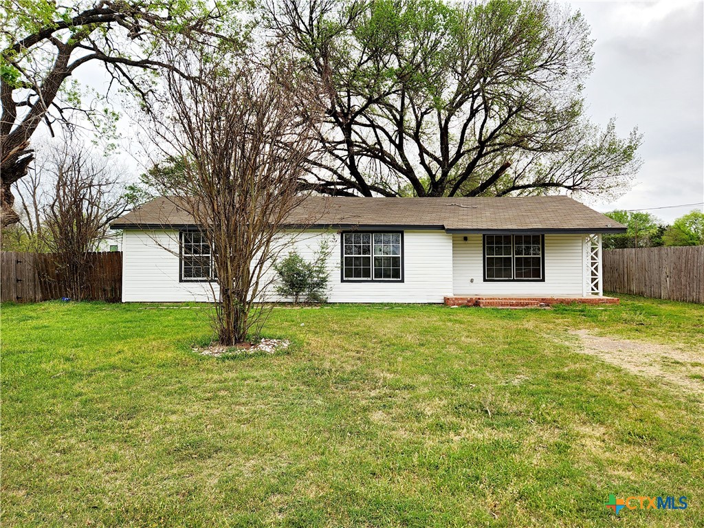 803 Golf Course Road , Gatesville, TX, 76528 | 574352 | Realty Texas LLC