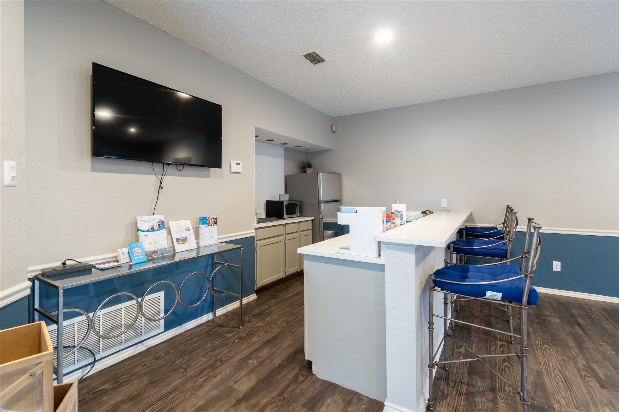 8383 La Prada Drive , Dallas, TX, 75228 | 20879360 | Realty Texas LLC