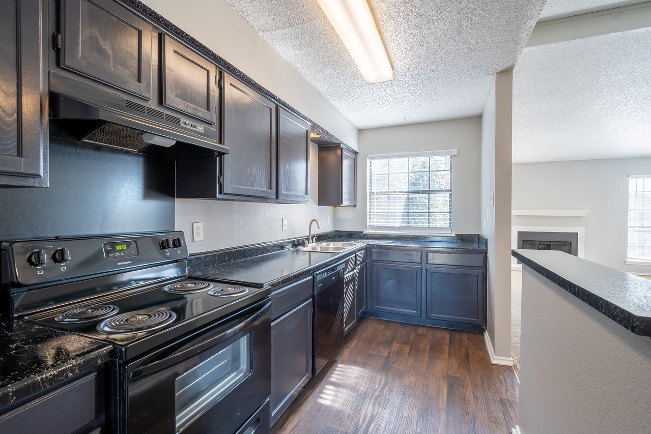 8383 La Prada Drive , Dallas, TX, 75228 | 20879360 | Realty Texas LLC