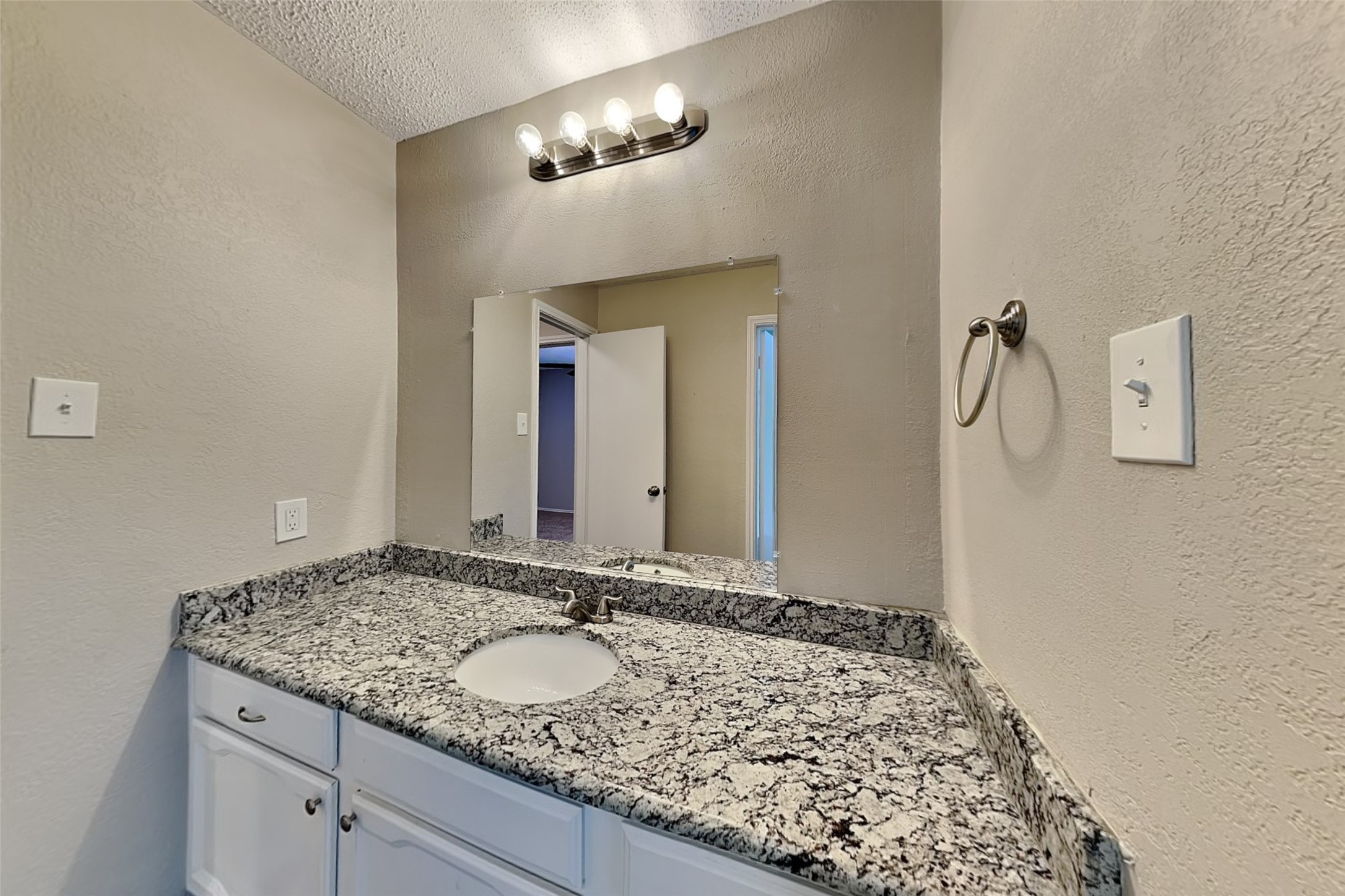 912 Filmore Drive , Plano, TX, 75025 | 20883366 | Realty Texas LLC
