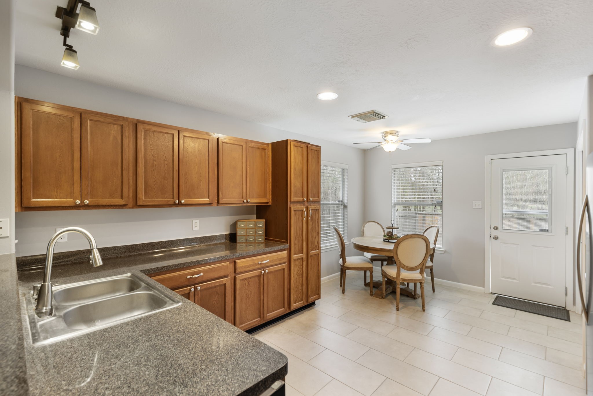 15507 Forest Creek Farms Drive , Cypress, TX, 77429 | 93778075 | Realty Texas LLC