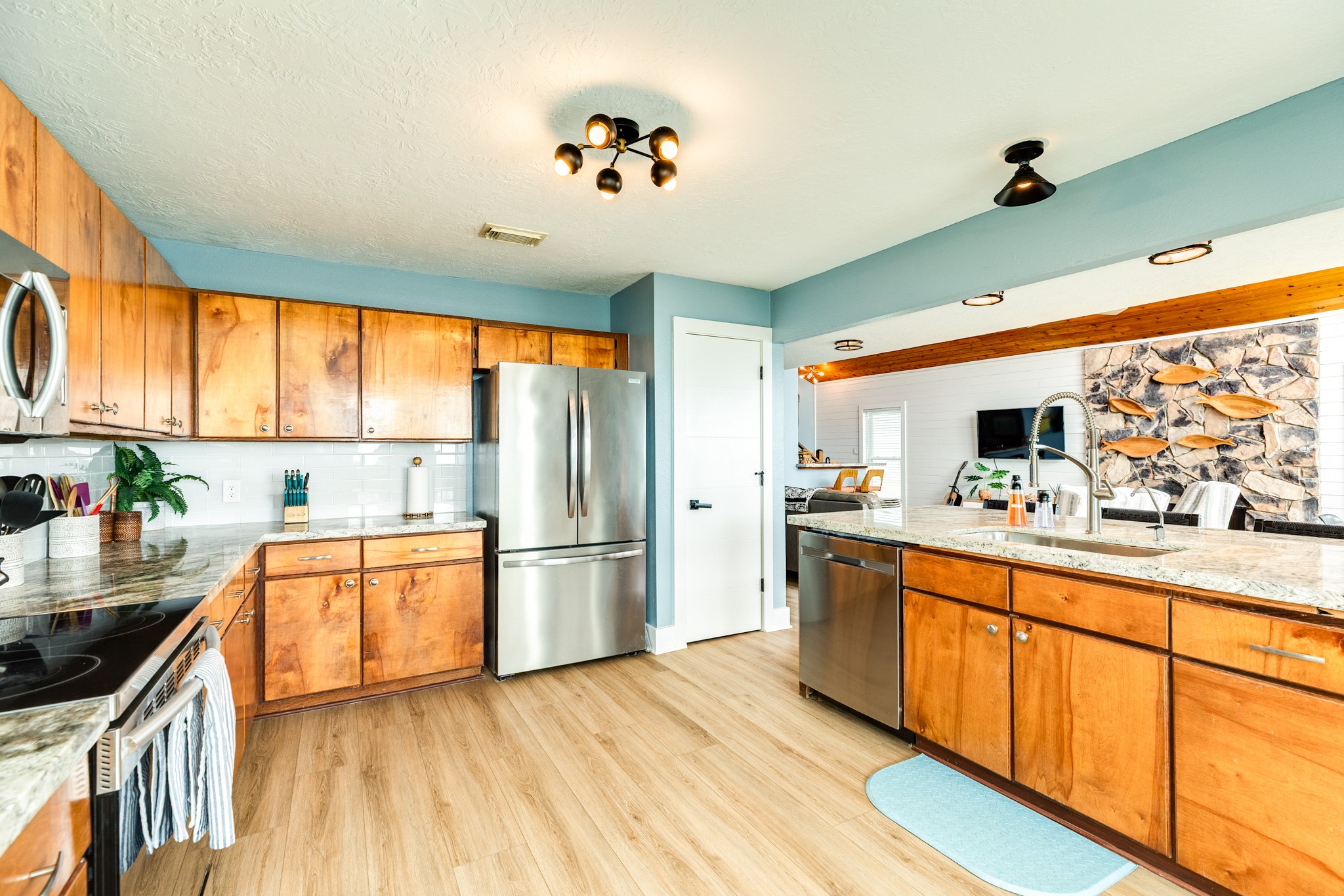 2426 Bluewater Hwy , Surfside Beach, TX, 77541 | 77642013 | Realty Texas LLC