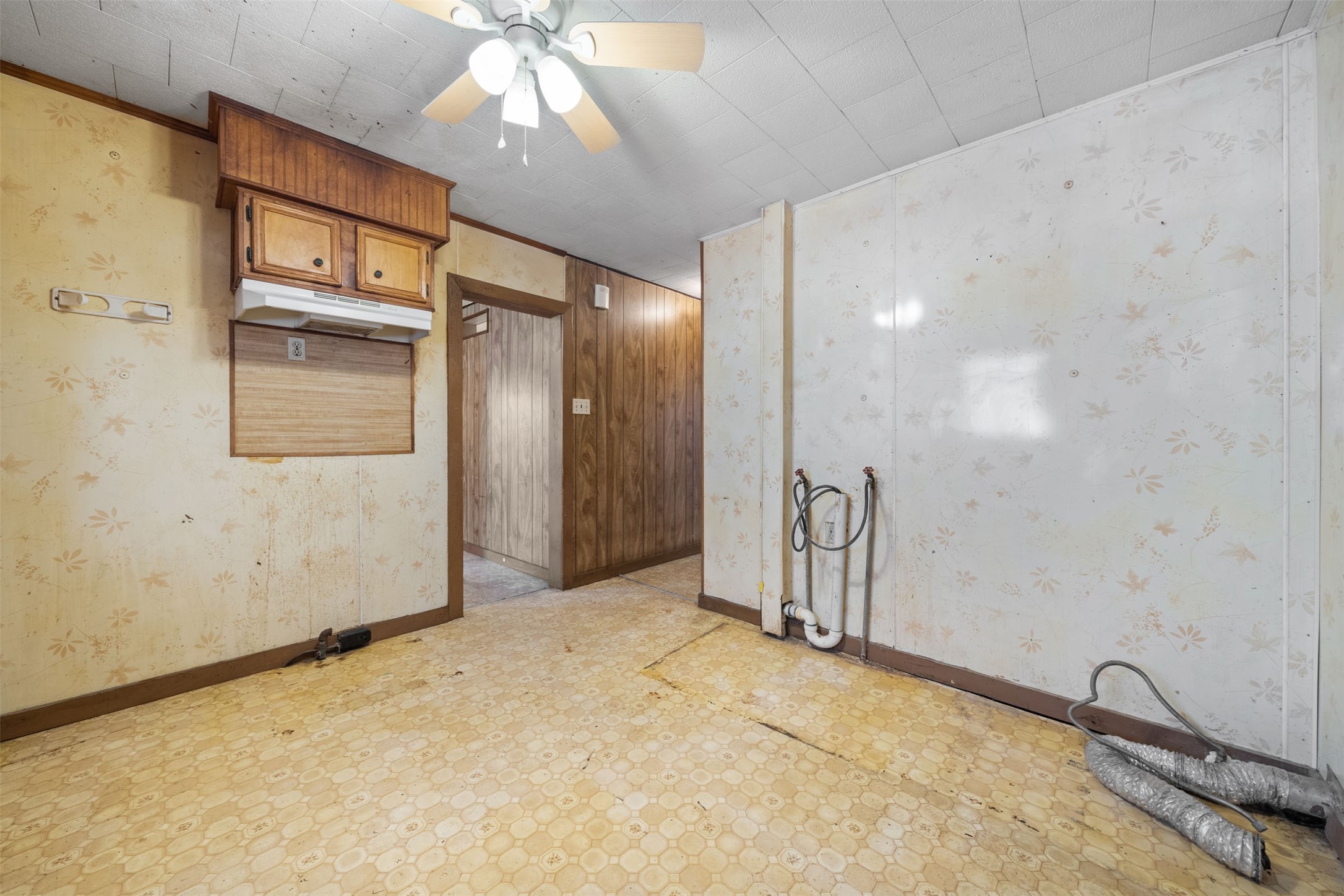 605 Denby Street , Baytown, TX, 77520 | 42286974 | Realty Texas LLC