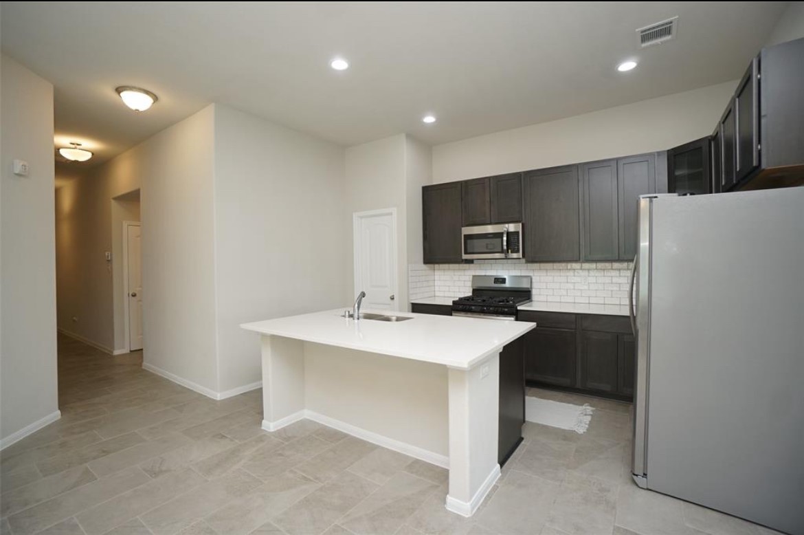 610 Norwalk Drive , Rosharon, TX, 77583 | 83279179 | Realty Texas LLC