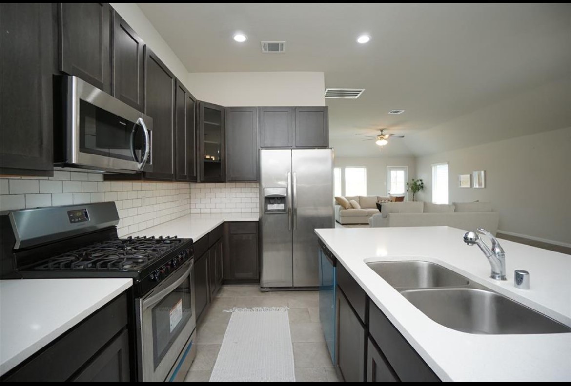 610 Norwalk Drive , Rosharon, TX, 77583 | 83279179 | Realty Texas LLC