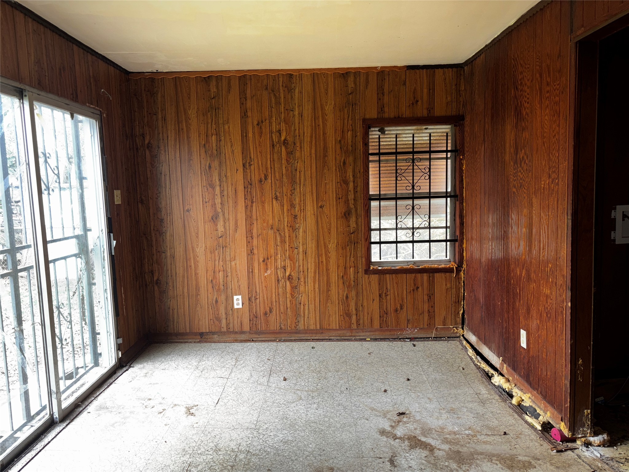 5326 Wenda Street , Houston, TX, 77033 | 80610728 | Realty Texas LLC