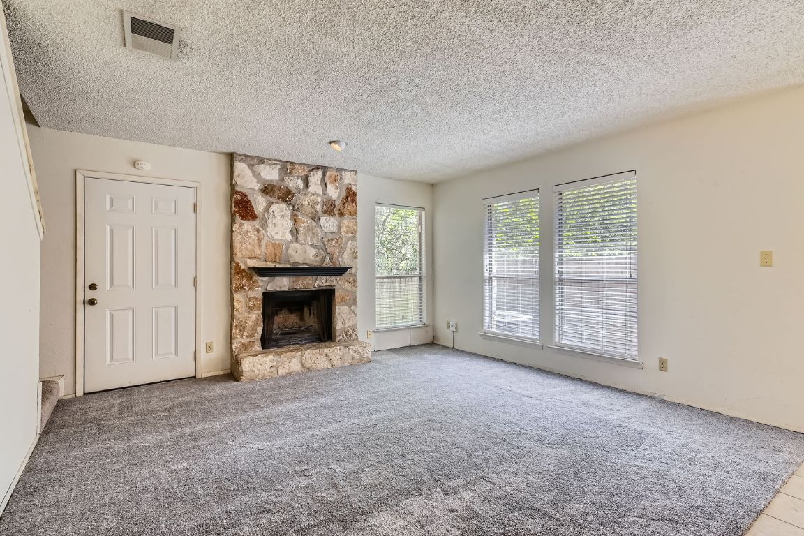 1303 Camp Craft Road C , West Lake Hills, TX, 78746 | 6669411 | Realty Texas LLC