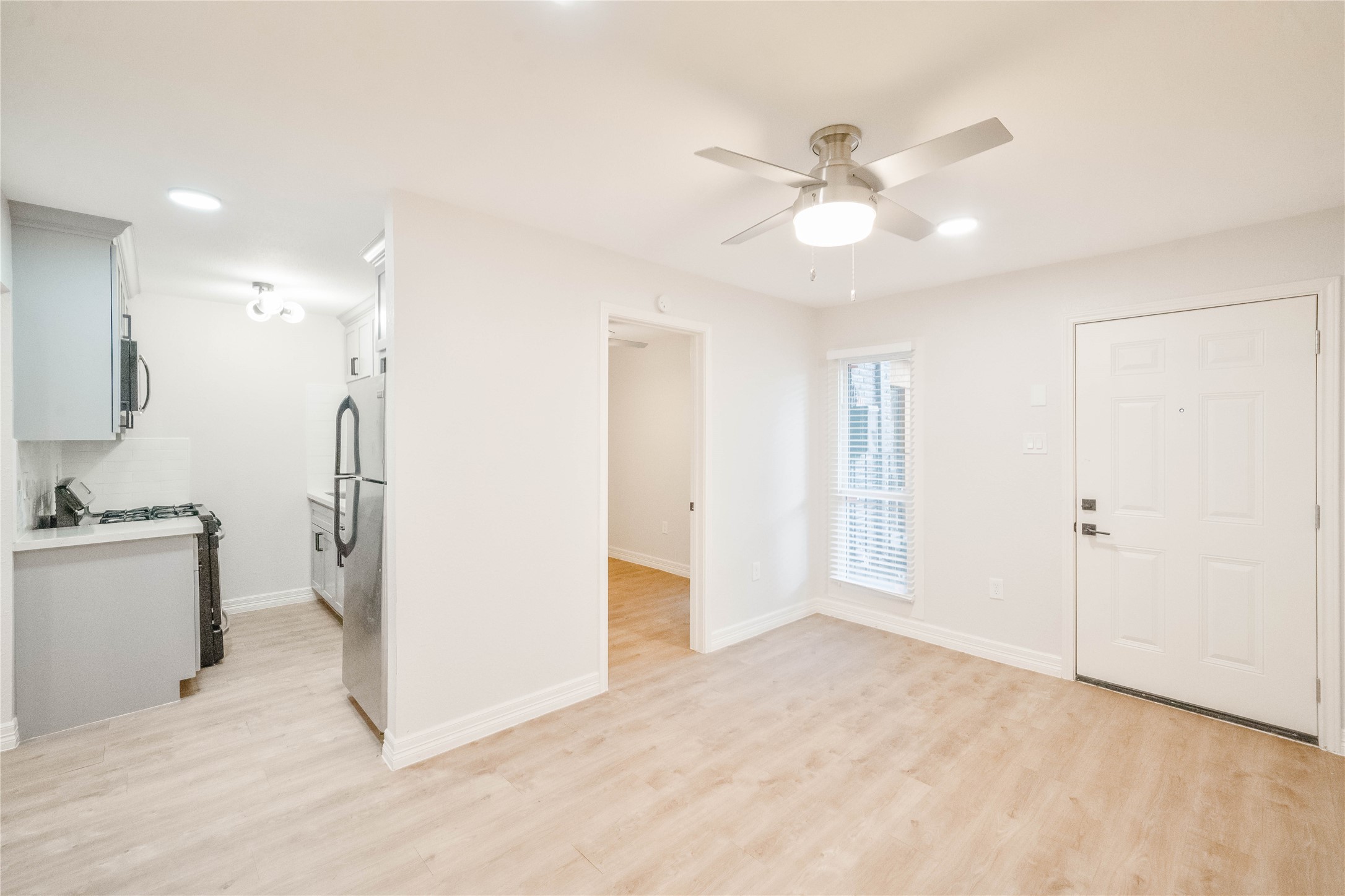 2703 Mason St , Houston, TX, 77006 | 96018909 | Realty Texas LLC
