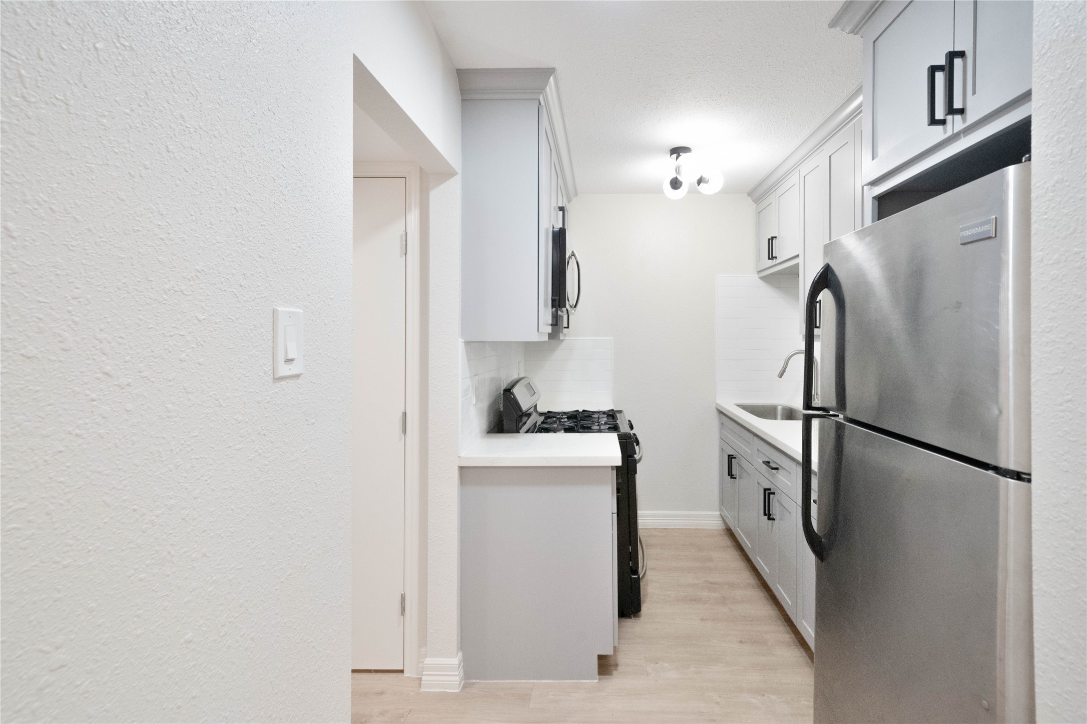 2703 Mason St , Houston, TX, 77006 | 96018909 | Realty Texas LLC