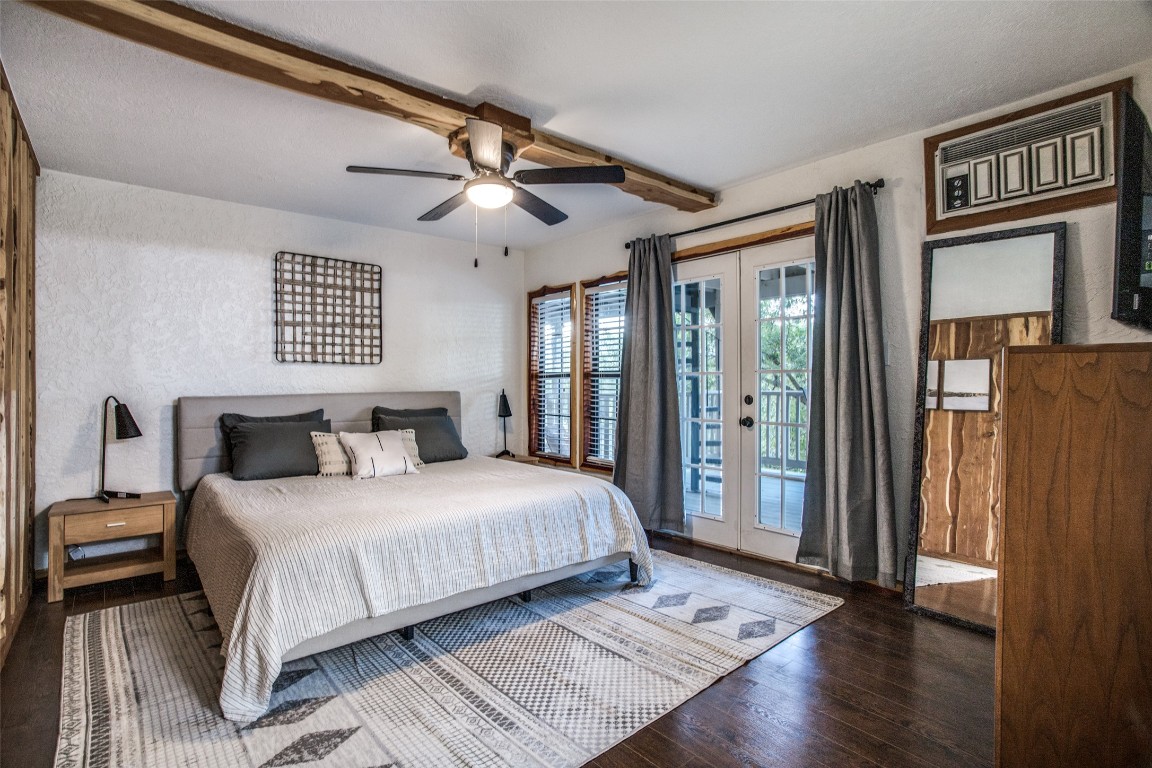 529 Venture Boulevard S , Point Venture, TX, 78645 | 3886821 | Realty Texas LLC
