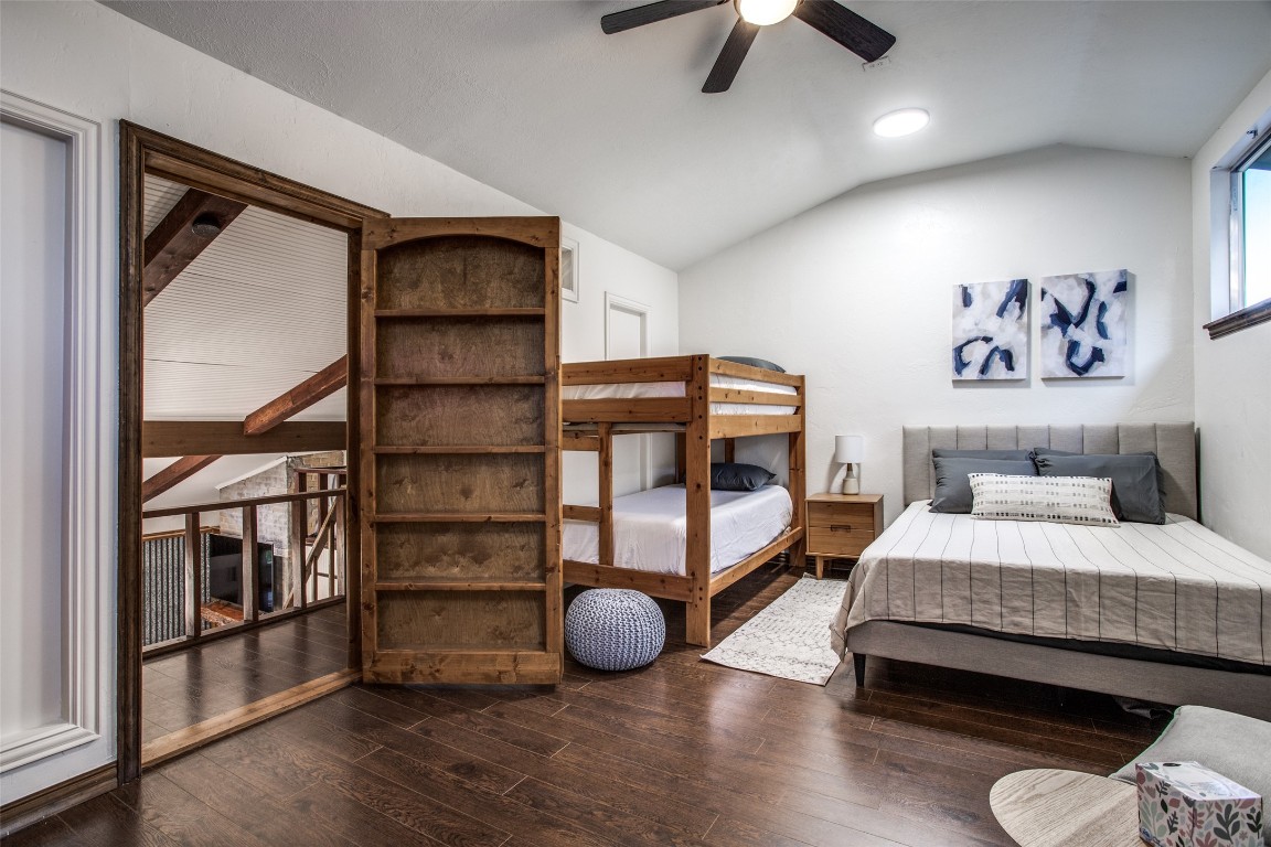 529 Venture Boulevard S , Point Venture, TX, 78645 | 3886821 | Realty Texas LLC