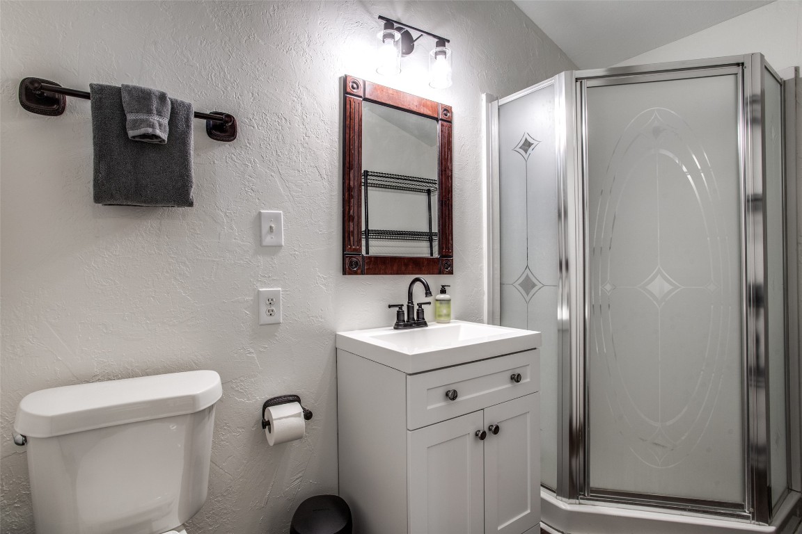529 Venture Boulevard S , Point Venture, TX, 78645 | 3886821 | Realty Texas LLC