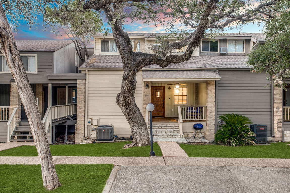 529 Venture Boulevard S , Point Venture, TX, 78645 | 3886821 | Realty Texas LLC