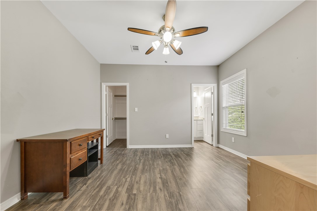 3201 Link Street , Bryan, TX, 77801 | 25003447 | Realty Texas LLC