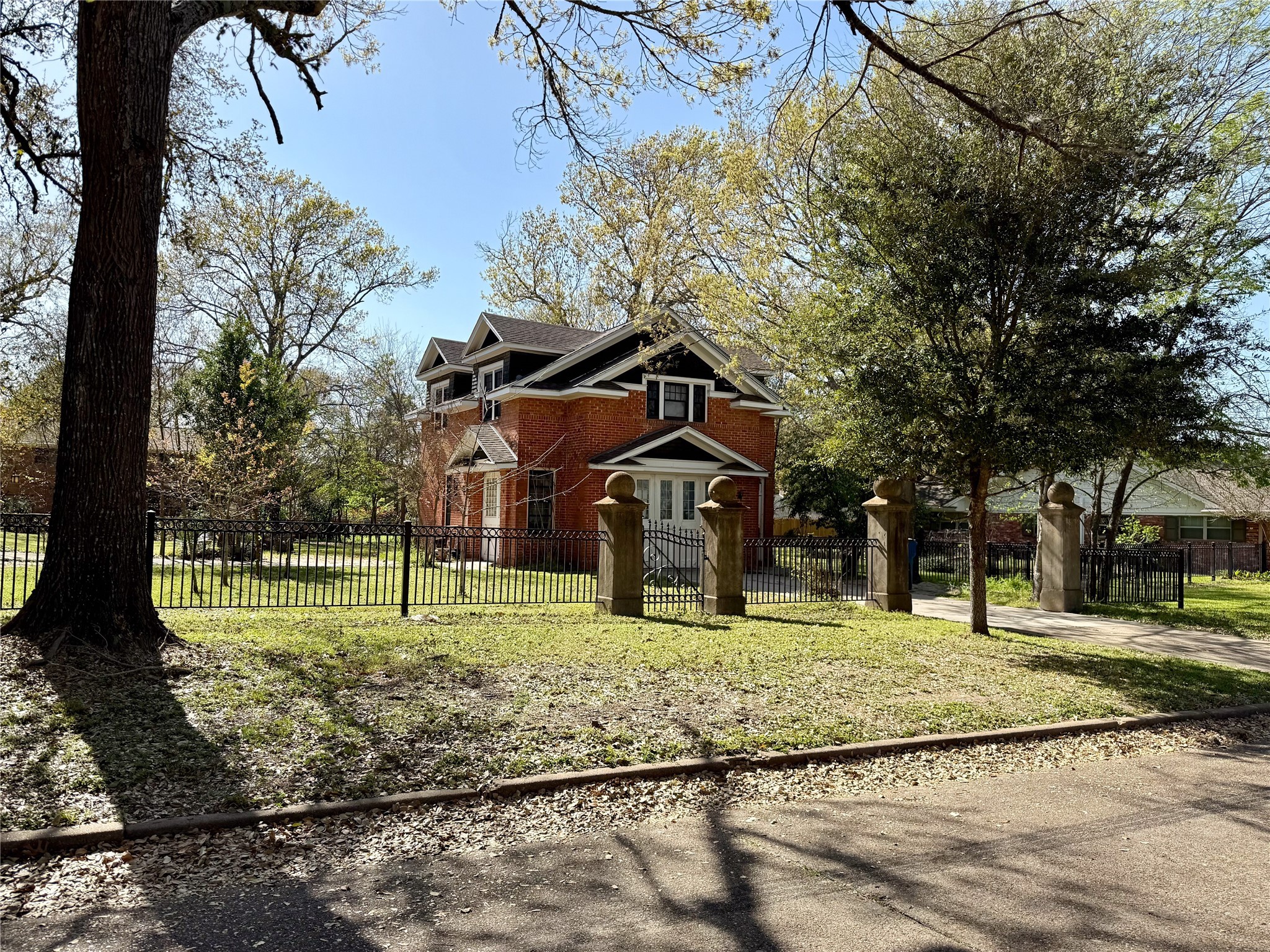 414 Church St , Navasota, TX, 77868 | 61126810 | Realty Texas LLC