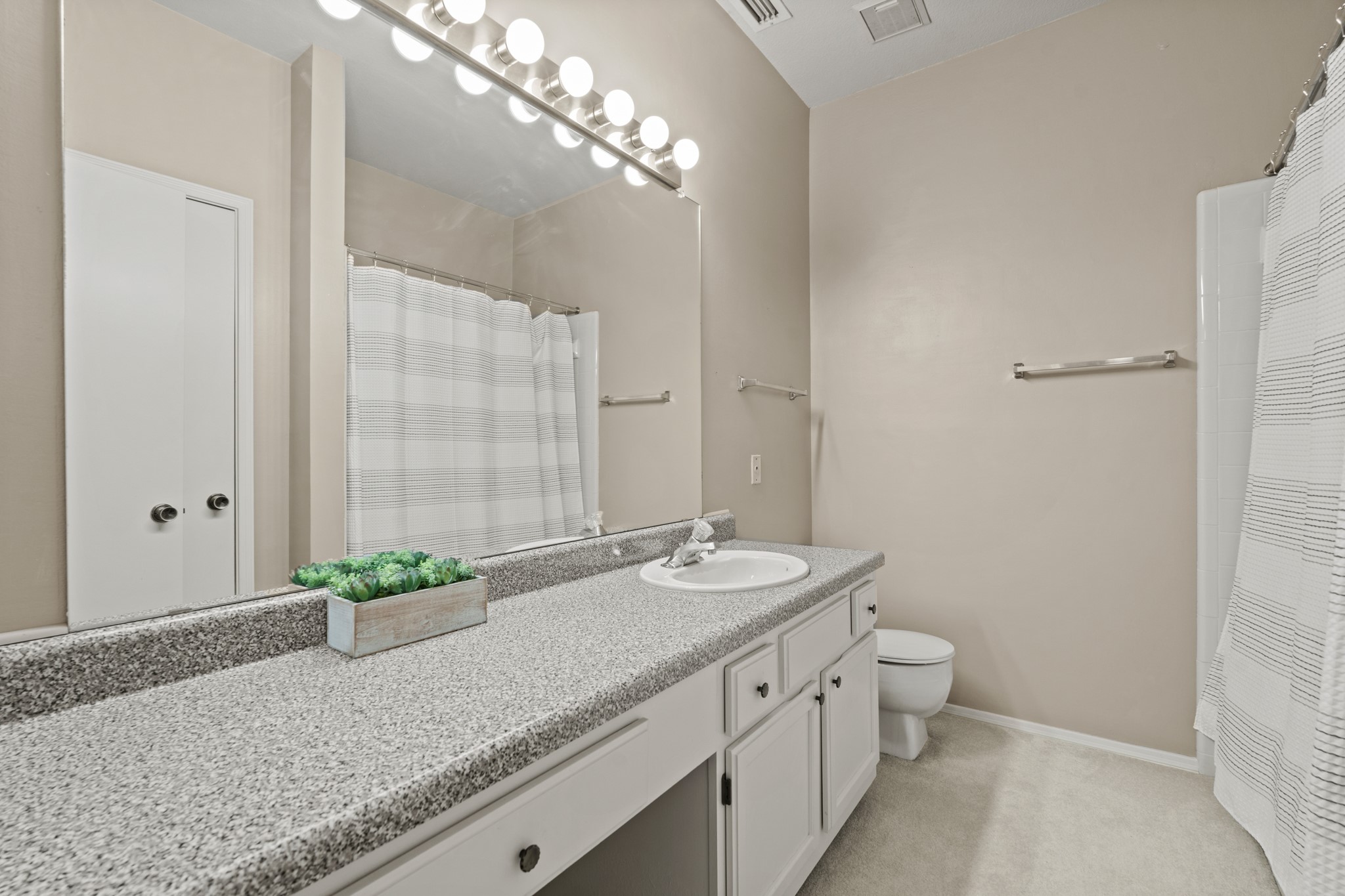 17491 Red Oak Drive 7491 , Houston, TX, 77090 | 72669823 | Realty Texas LLC