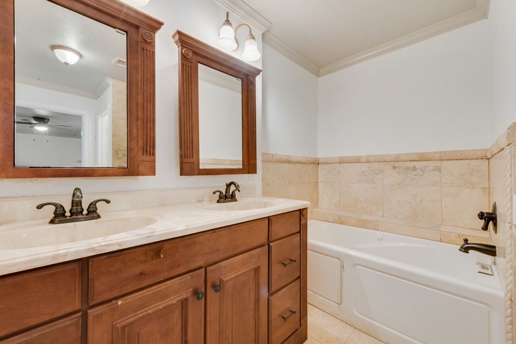 7330 Casa Loma Avenue , Dallas, TX, 75214 | 20877029 | Realty Texas LLC